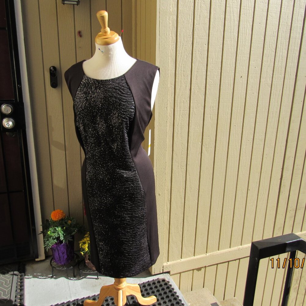 #444  NEW WOMAN'S BLACK SPARKLY DRESS BY R&M RICHARDS  (SIZE 16W)
